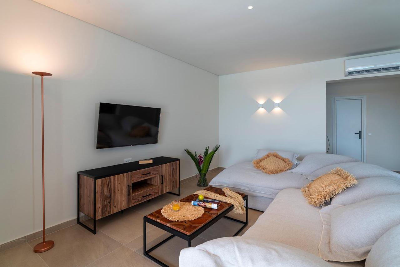 Aethrion Villas & Suites Ґеннаді Екстер'єр фото