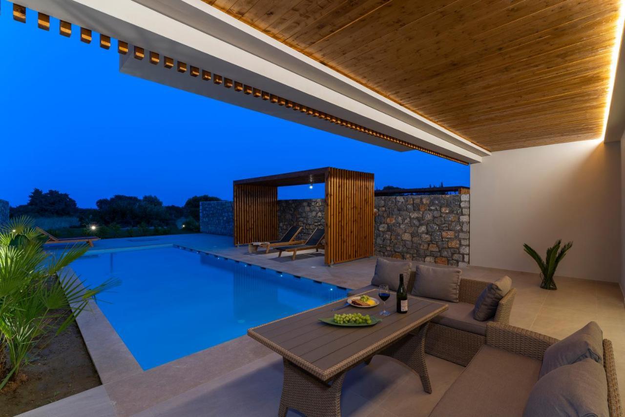 Aethrion Villas & Suites Ґеннаді Екстер'єр фото