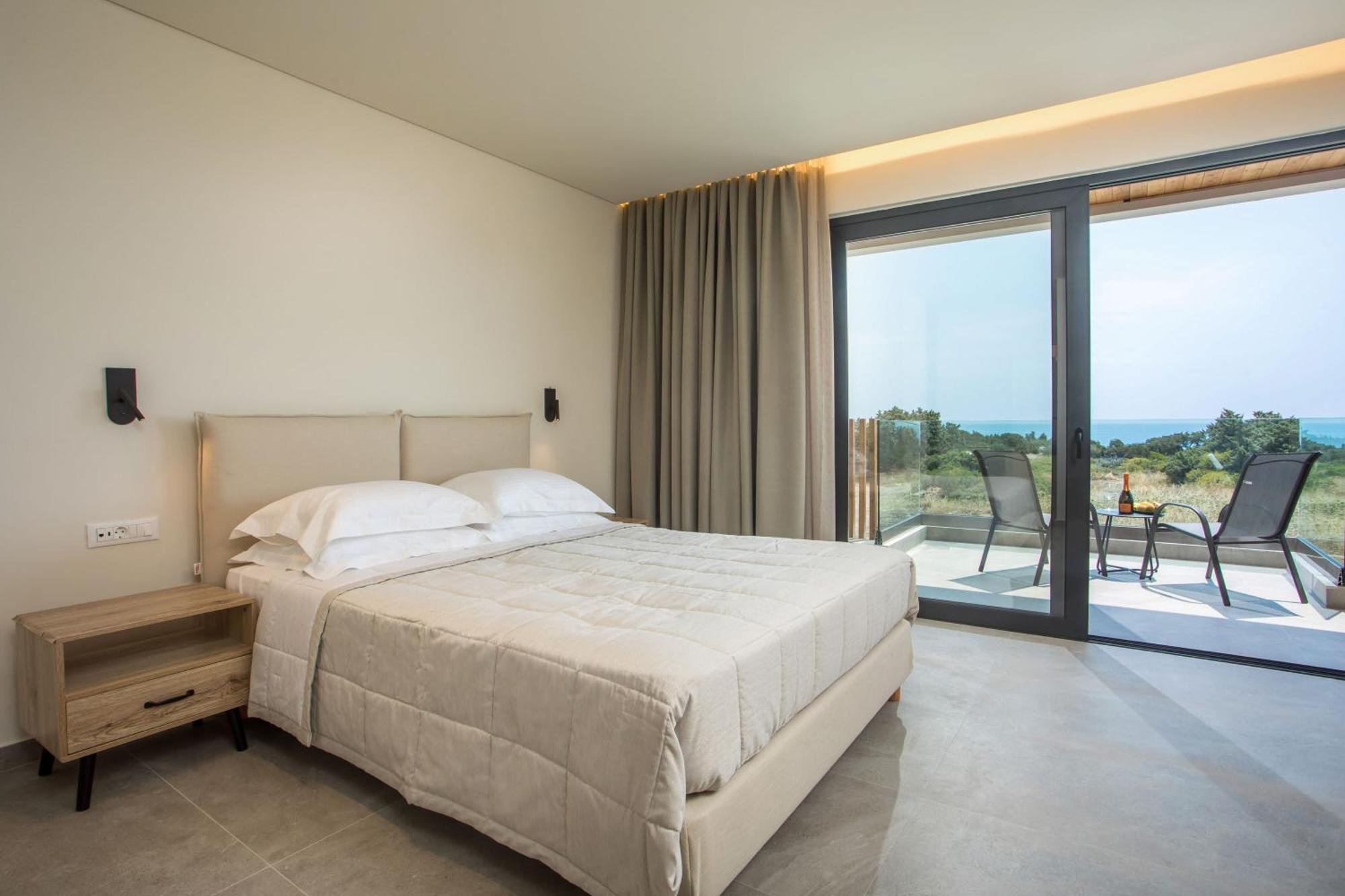 Aethrion Villas & Suites Ґеннаді Екстер'єр фото