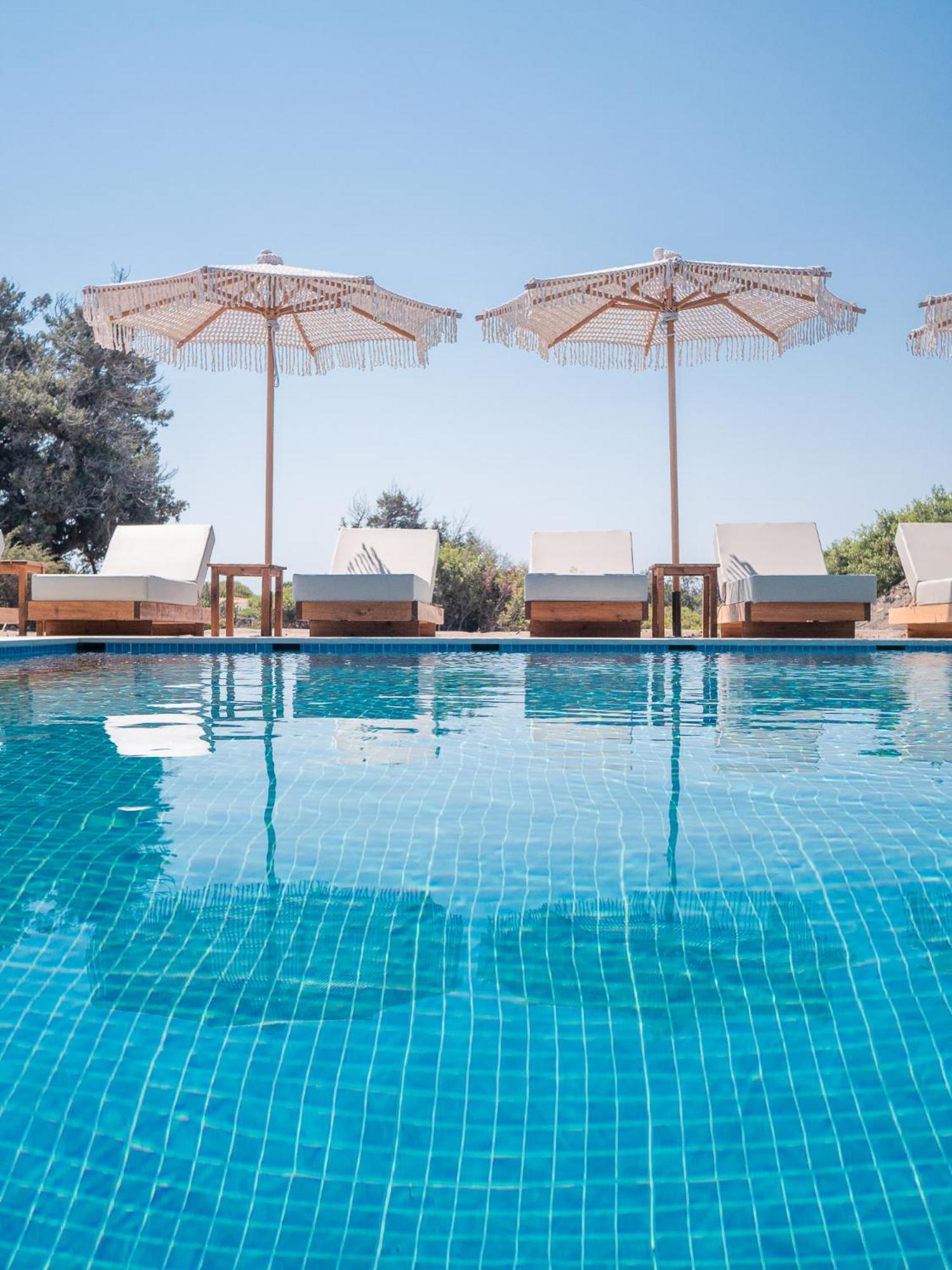 Aethrion Villas & Suites Ґеннаді Екстер'єр фото